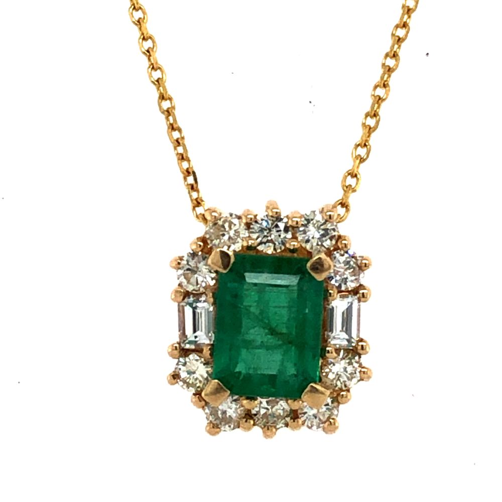 2BidOnIt's tweet photo. Step up your look with the real thing! #Invest! and bid to win on this and more Bering Auctions https://t.co/Rwx94QTLpn Yes! she will be on the auction block! #2022 #Emerald #Fall #Gold #RetroStyle #Simple #Bridal #Diamond #JewelsofInsta https://t.co/VhLvMIXiXy