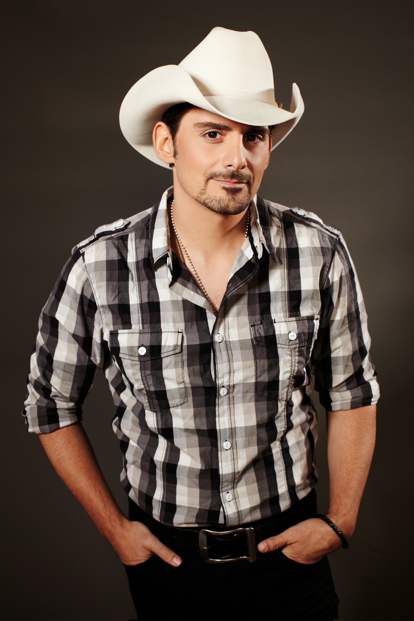 HAPPY 50TH BIRTHDAY BRAD PAISLEY 