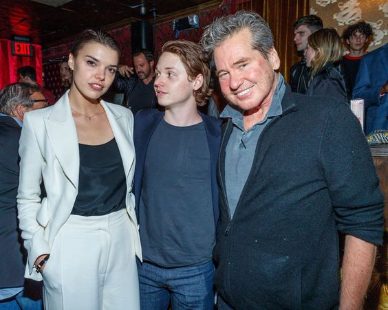 ValKilmer_Actor's tweet photo. Val Kilmer was one of Hollywood's most prominent actors in the 1980s and 1990s.
#Actor #Star #Hollywood #American #Movies #Cowboy #Top #News #Update #Horses #ValKilmerFans #Tombstone #Topgun https://t.co/ud48f3QHRy