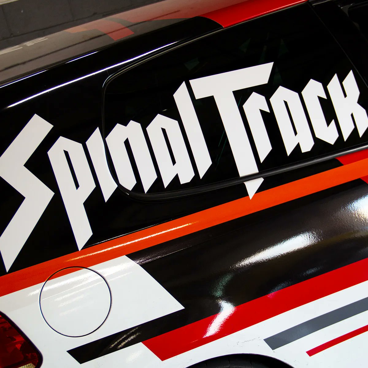 sipindustrial's tweet image. Spinal Track is a Registered Charity which provides automotive experiences for those that drive with hand controls. We joined them and donated some of our stand-mounted SIP Halogen Heaters! 👉 buff.ly/3MPMnRc

#SpinalTrack #Silverstone #Racing #TrackDay #SIPIndustrial