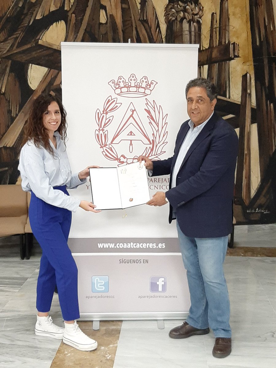 AparejadoresCáceres tweet media