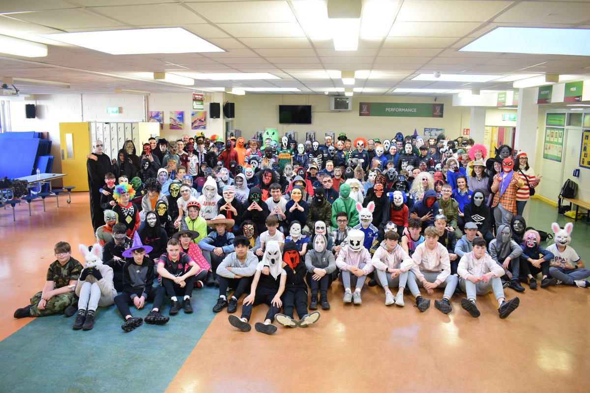It's a truly frightful Friday in Colaiste Mhuire today! Incredible effort and generosity from our boys! All in aid of <a href="/CiansKennels/">Cian's Kennels</a>, a very worthy cause to support! Great costumes lads!  #positivityprideperformance