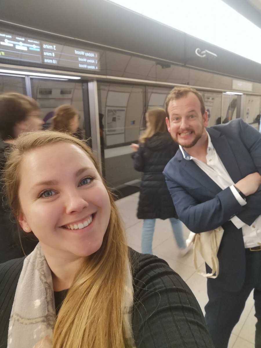 Last night's #whereami was a first for me, I was invited to join a <a href="/ncedigital/">New Civil Engineer</a> and <a href="/WavinUK/">Wavin UK</a> #roundtable discussion and dinner to talk all things #water.

Also got to catch up with <a href="/GeorgeWarren8/">George Warren</a> and chat #IntegratedWaterManagement

What a great evening!