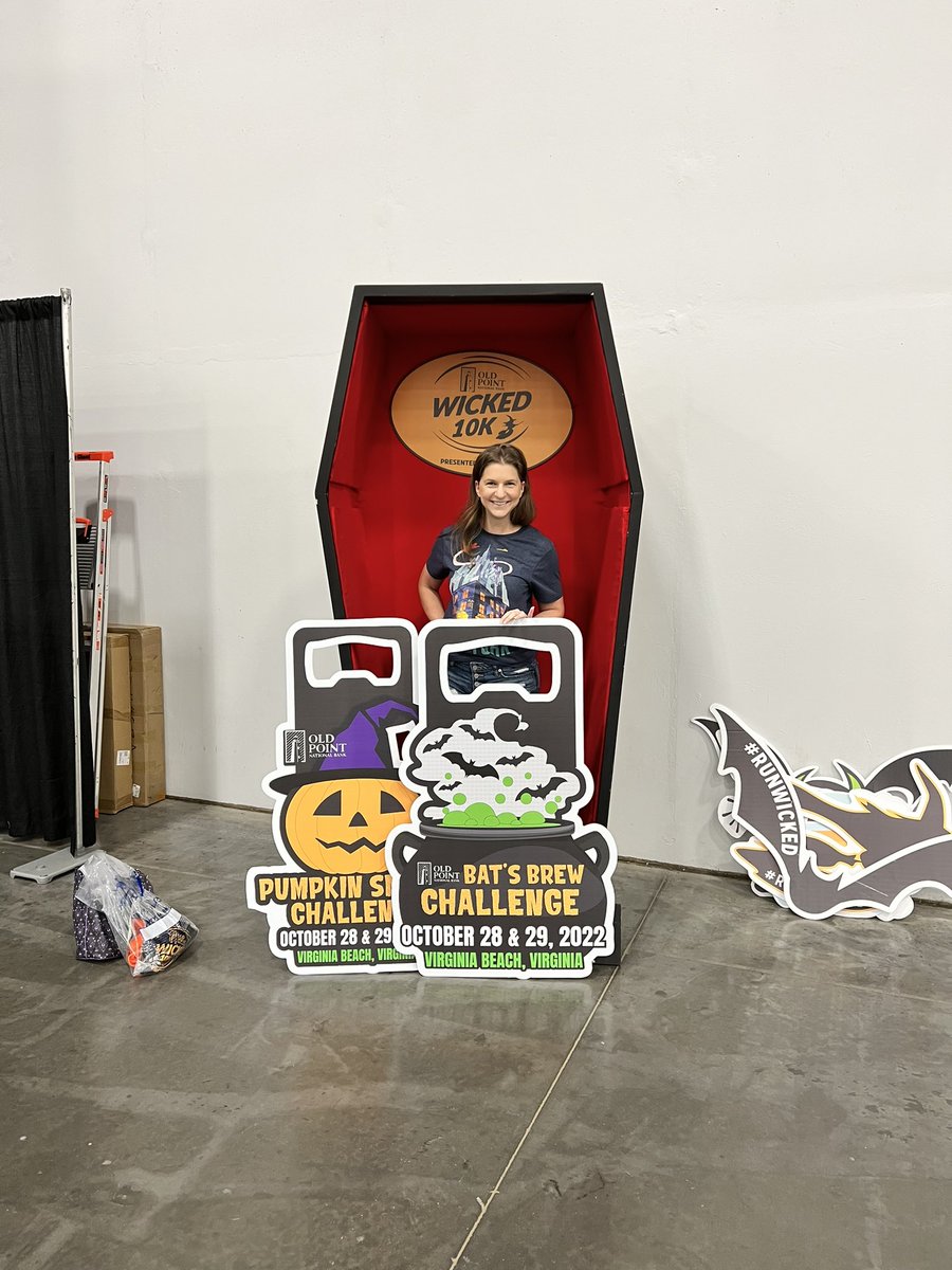 travel_run_lift's tweet photo. Itโs my favorite Virginia race weekend!!! Kicking off tonight with the 1 mile race followed by the 5k tomorrow morning for the Bats Brew Challenge!! This is the first year they have this challenge, I hope it stays! Such a cool idea! @JandARacing
#runwicked #runchat https://t.co/dMB57W2bal