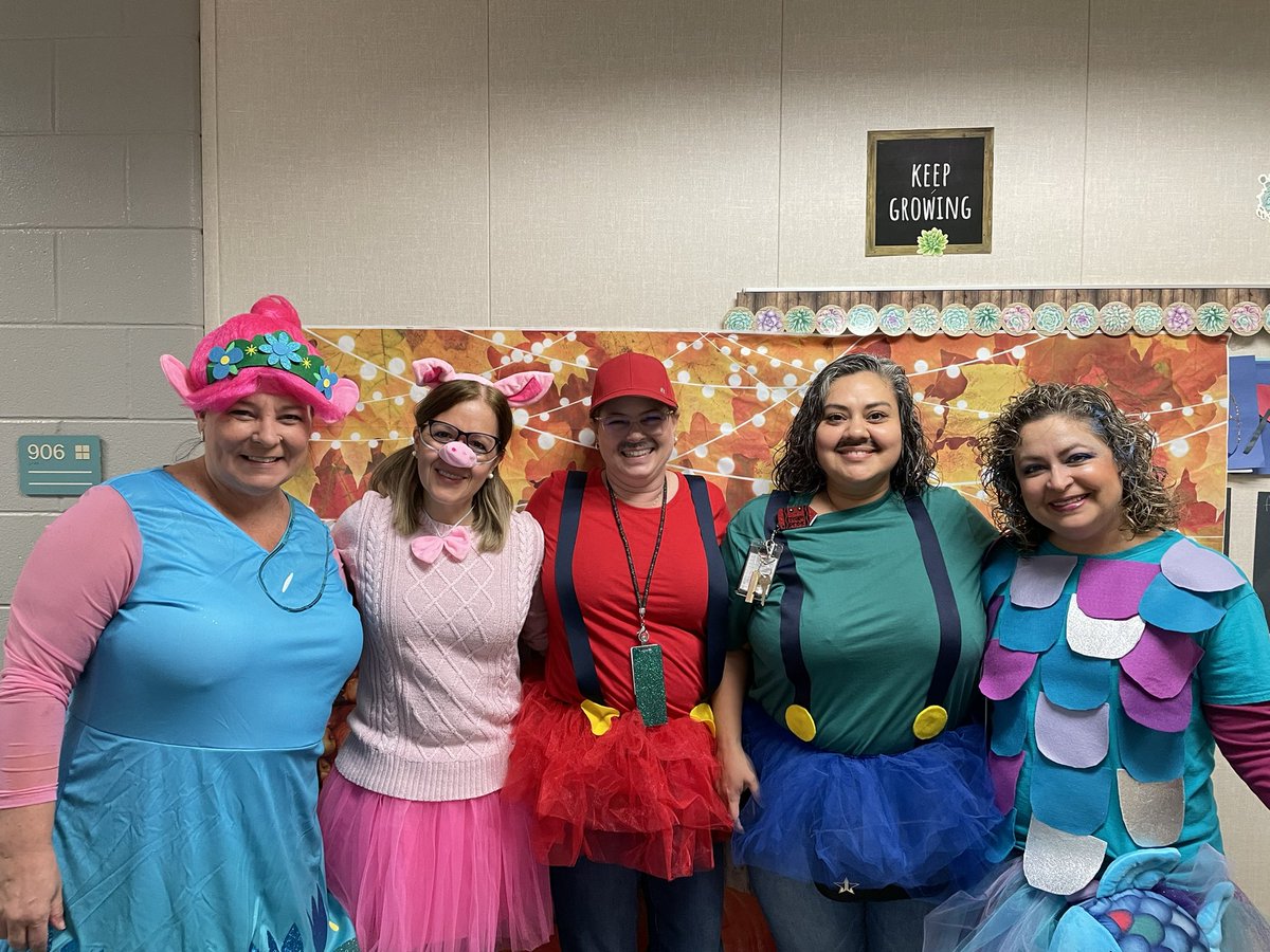 Great day in kindergarten! Many books came to life…Lots of princesses, super heroes and and happy teachers <a href="/HumbleISD_OFE/">Oak Forest Elementary</a> <a href="/MissMurski/">Kaleigh Murski, M. Ed</a>