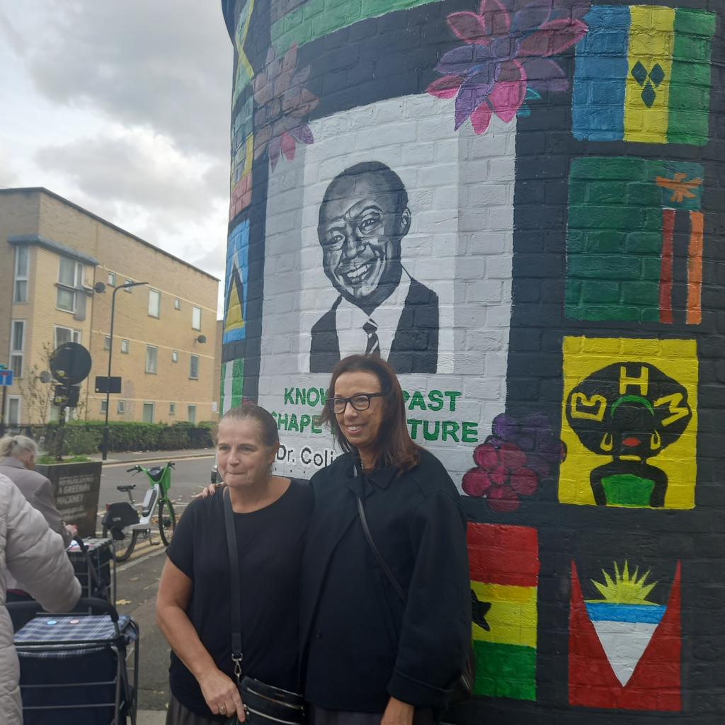 The #TogetherBetter project by @VCHackney opens the mural @ElsdaleCity commemorating one of the famous Black Doctors, Dr Colin Franklin. His daughter Dr Paula Fraklin, CMO Bupa and on the #PowerList2022 of influential black Britons, was visibly moved. @KristaBrownBA co-ordinated!