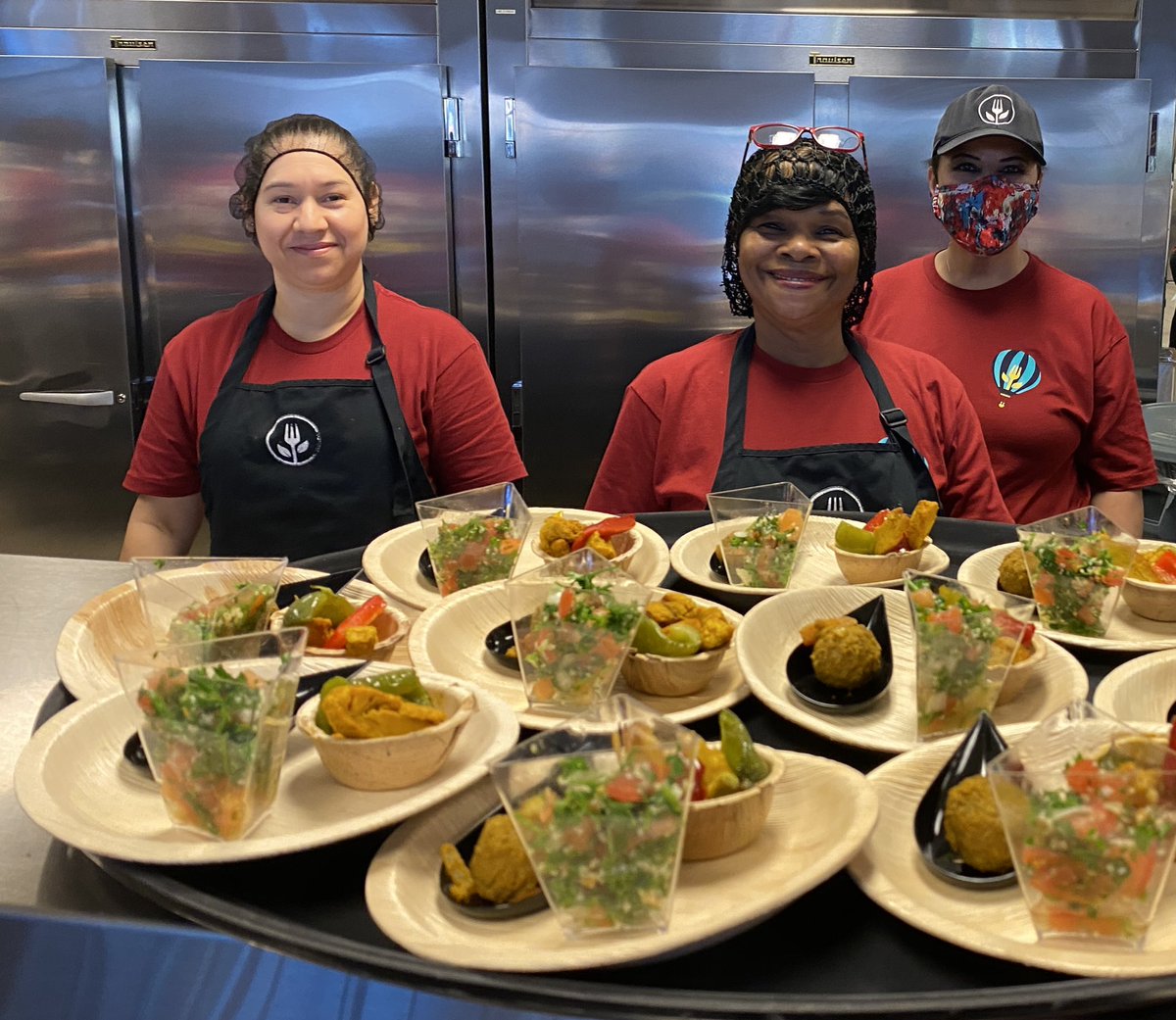 PWCSNutrition's tweet photo. From El Salvador to Vietnam, our guests tried dishes from around the world last night at our #PWCSFoodShow22! We are reviewing the feedback and tallying the results to see which ones we might add to our menu next school year! Thanks to all who attended! #SchoolLunch #NoKidHungry https://t.co/w3HLltVzvN