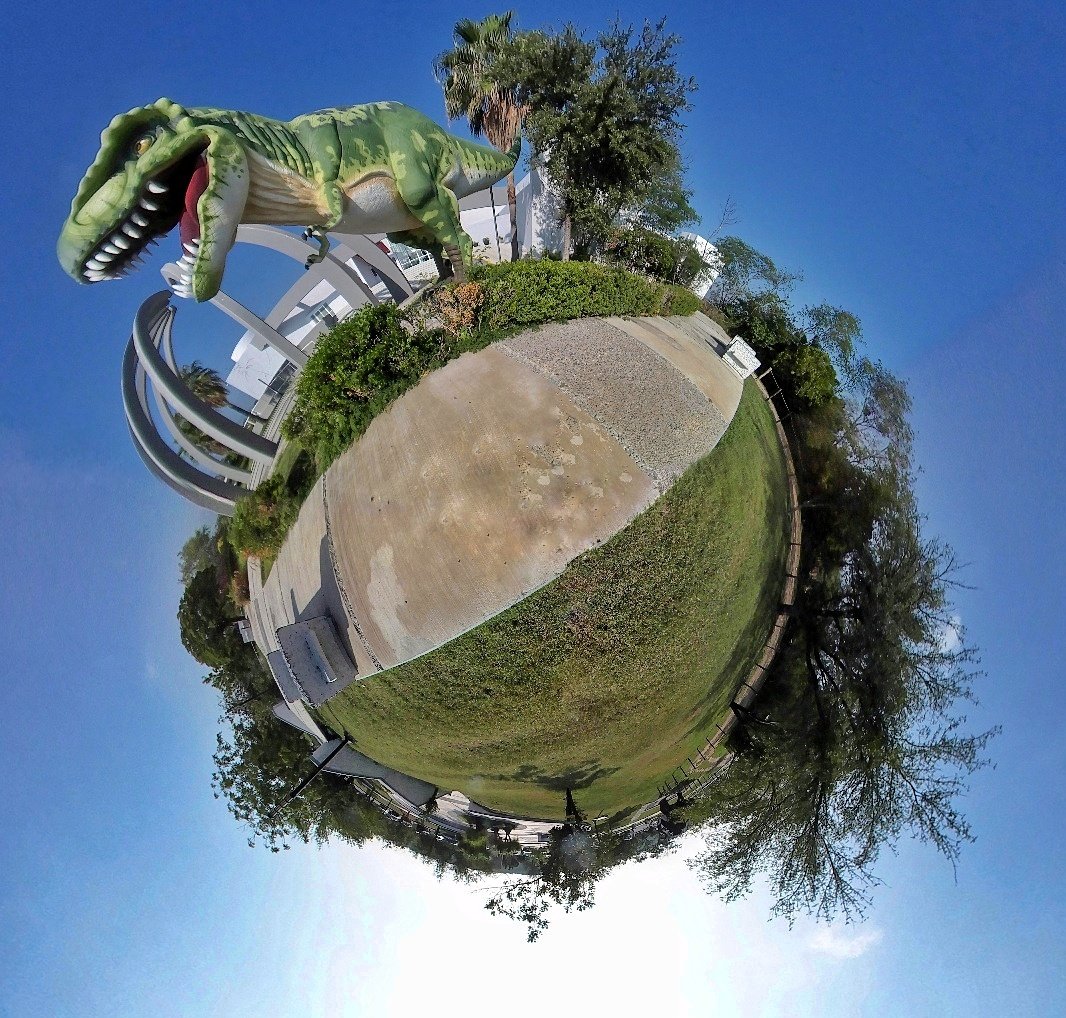 ¡Todo listo para disfrutar juntos de otro #FinDeSemanaTamaux! 🏛️🦣🌌👩‍🚀👨‍👩‍👧‍👦

¡Agrégalo a tu agenda, te esperamos!🦖🚀

#CdVictoria 
#Tamaulipas
#Museo
#Planetario