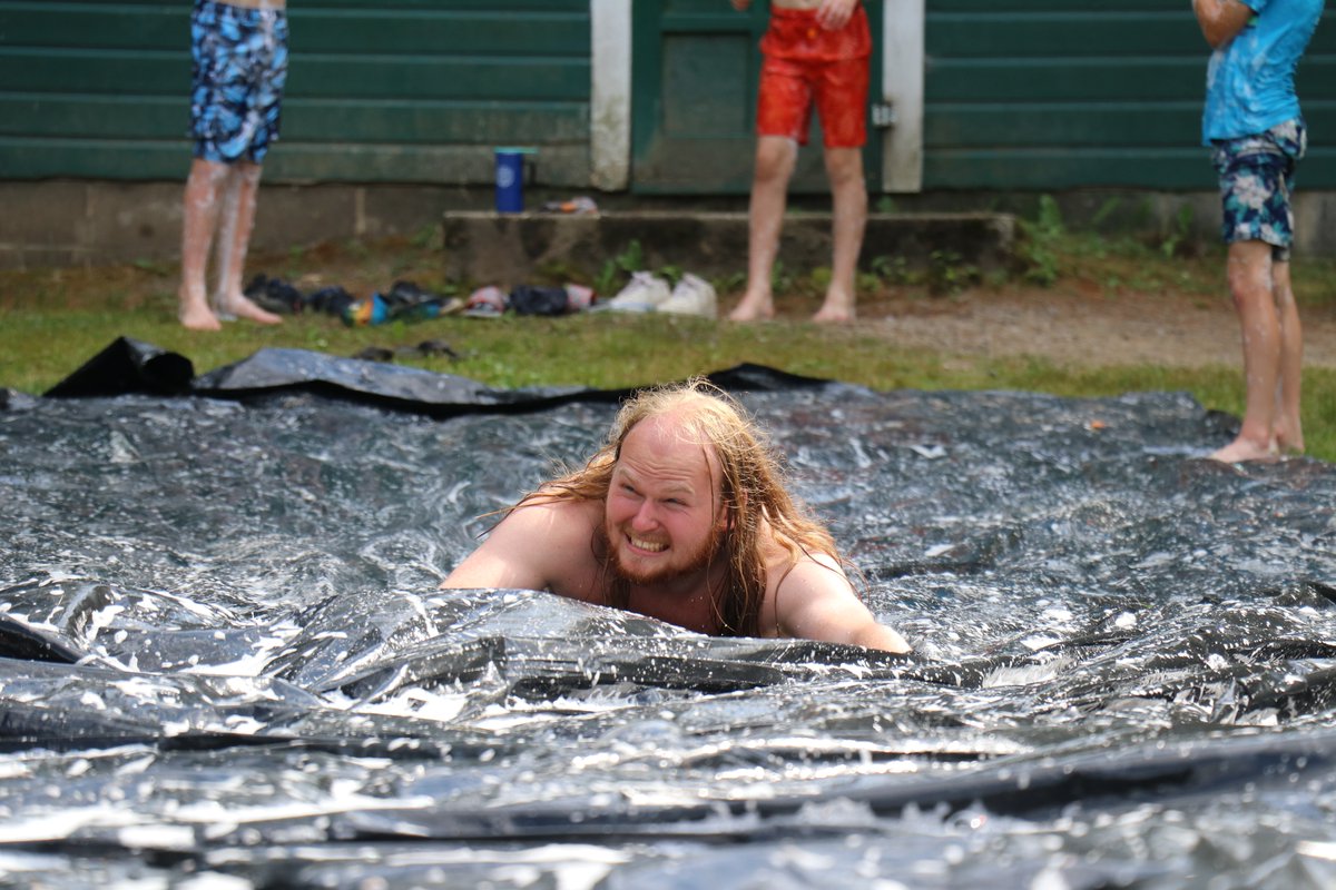 Are you ready to slip n' slide into the weekend? #fridayfeeling