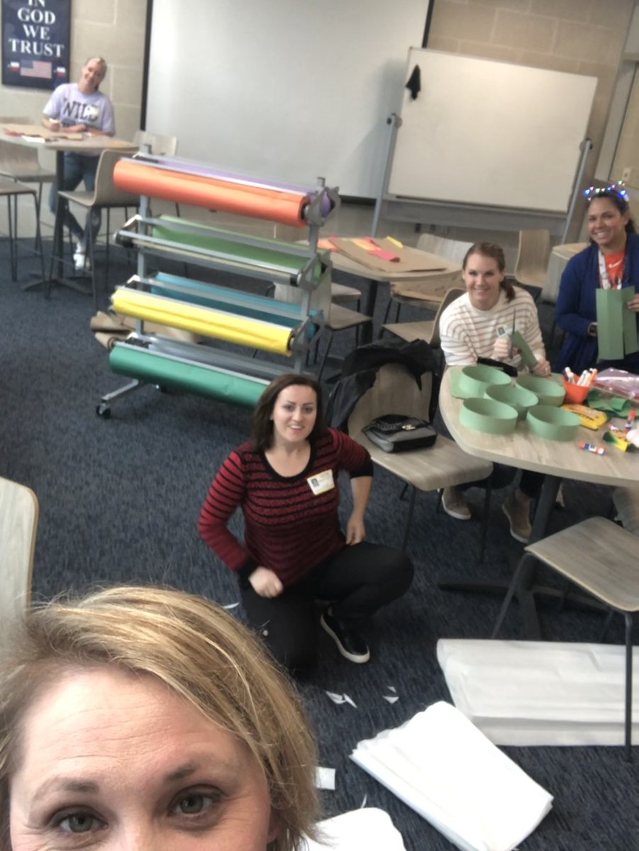 When the 1st grade teachers need costumes for the class thanksgiving programs, you call in the Teacher Support Squad 🥰
@ChurstCathy <a href="/LauraAnnZapata1/">Laura Ann Zapata</a> <a href="/Ms_KLowery/">Ms. Lowery</a> <a href="/kristig29381781/">kristi garrison</a> <a href="/Mcbee1st/">Mrs. McBee’s 1st Grade Class</a> <a href="/MsBodway_1st/">Bailey Bodway</a> <a href="/WISDLagway/">Lagway Elementary</a>