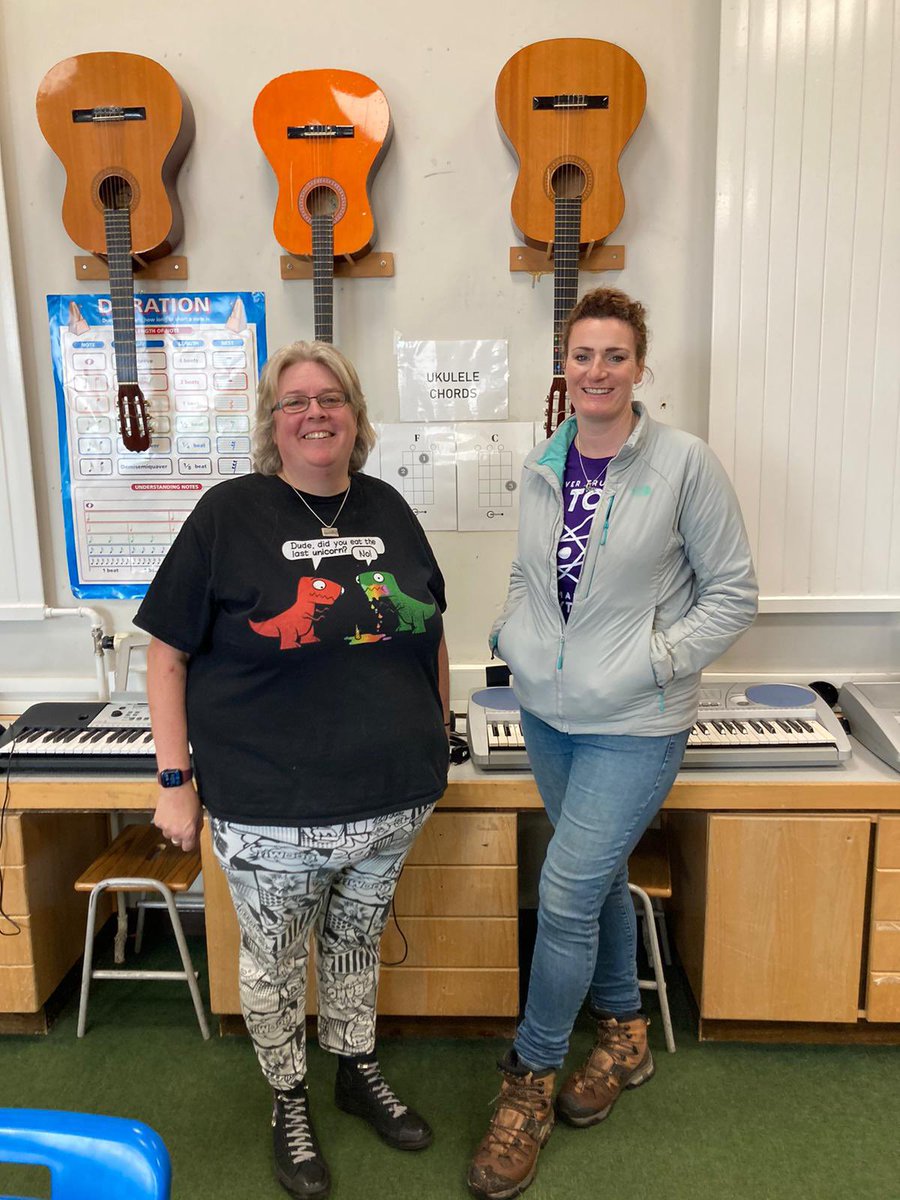 MorganMusicDra2's tweet photo. Thanks so much to Jess and Dawn from @ThinkitChangeit for a brilliant workshop on Thursday to prep our Rock and Pop performers! And thanks to Morgan @DYWTayCities for organising! Excited for our competition now! ⭐️⭐️ @morganacademy1  @JohnnyLothian https://t.co/YcsdsNeALQ