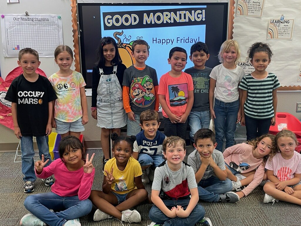 LpeFirsties's tweet photo. “Be a Jean-ius. Be Drug Free”.
Our Red Ribbon Week celebration @LPES_OCPS concludes today. However, we should continue to encourage our students to make healthy and positive lifestyle choices and discourage the use of drugs. https://t.co/2RXJJAG4xA