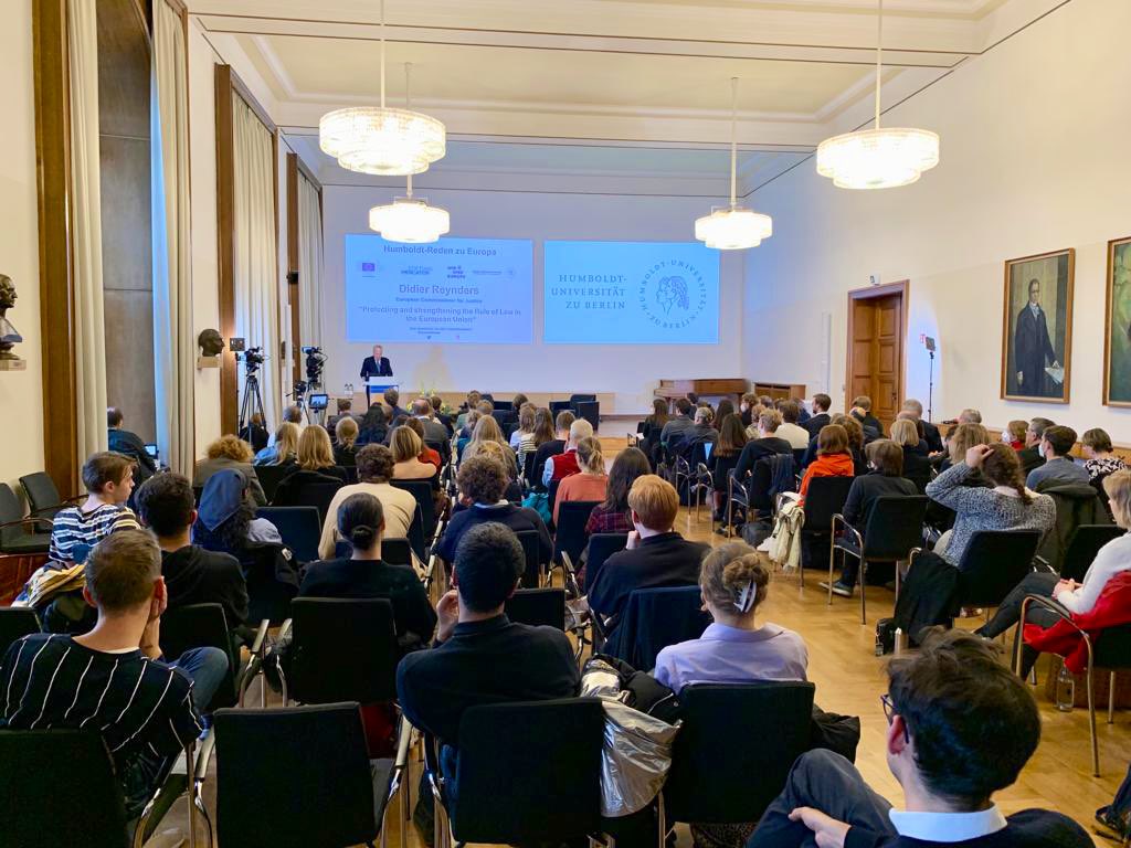 My full speech @HumboldtUni @wseuropa on: “Protecting and strengthening the Rule of Law in the European Union” is now available ⤵️ ec.europa.eu/commission/pre… #RuleOfLaw 🇪🇺