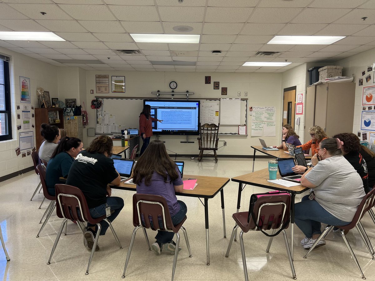 LibertyES1's tweet image. A BIG thank you to Dr. Head for visiting LES to explain the instructional guidance over Georgia’s K-12 Mathematics Standards!  We are excited to start diving deeper into our new standards during PLCs. @DrHeadCCSDMath @CherokeeSchools