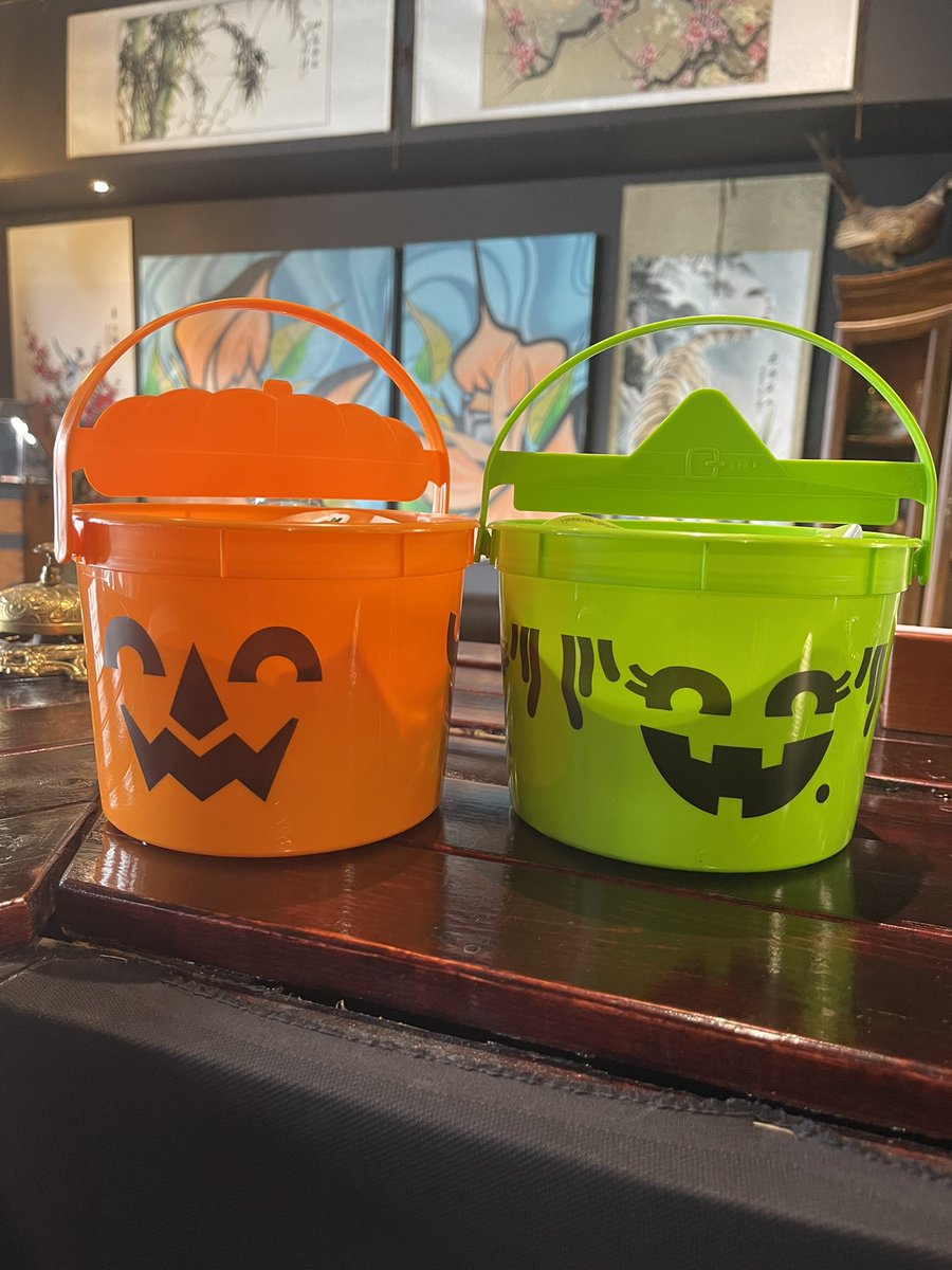dingriselli's tweet photo. @McDonaldsCanada #boobuckets Day! #McDonalds https://t.co/9SCNcTnDZ1