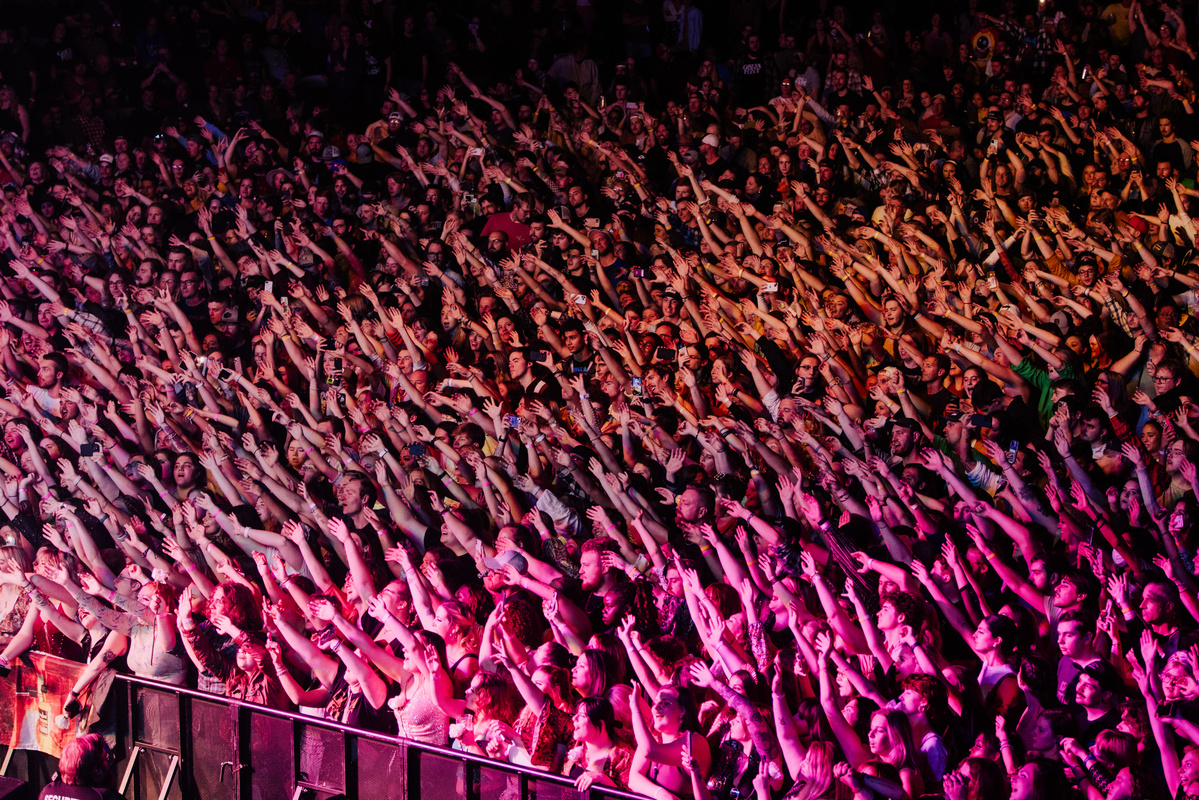 GretaVanFleet's tweet image. Charlotte – We're eager to see you tonight. Let's make it a night to remember!