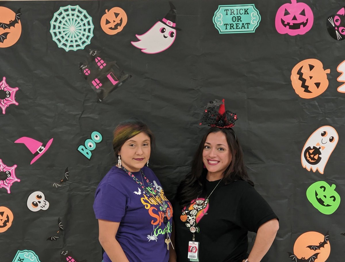 At yesterday's Boo Bash with my former partner! <a href="/lmgonzalez_lisa/">Lisa Gonzalez</a> <a href="/MarcellaES_AISD/">Marcella Elementary</a> <a href="/AldineISD/">Aldine ISD</a>