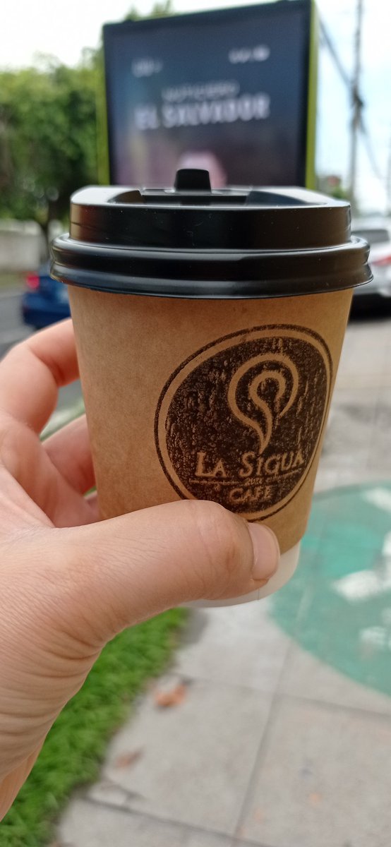 lasiguacafe's tweet photo. Nuestros productos llegan a muchos lugares, gracias a #PedidosYa #HugoApp y #UberEats https://t.co/7kMoWrJOsg