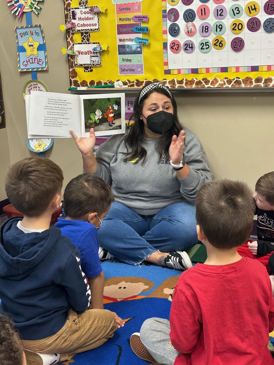 MissW_SECS's tweet photo. Got to share one of my favorite Halloween books with my little guy’s preschool class at their Harvest Party this week! https://t.co/HE0zQIexFx
