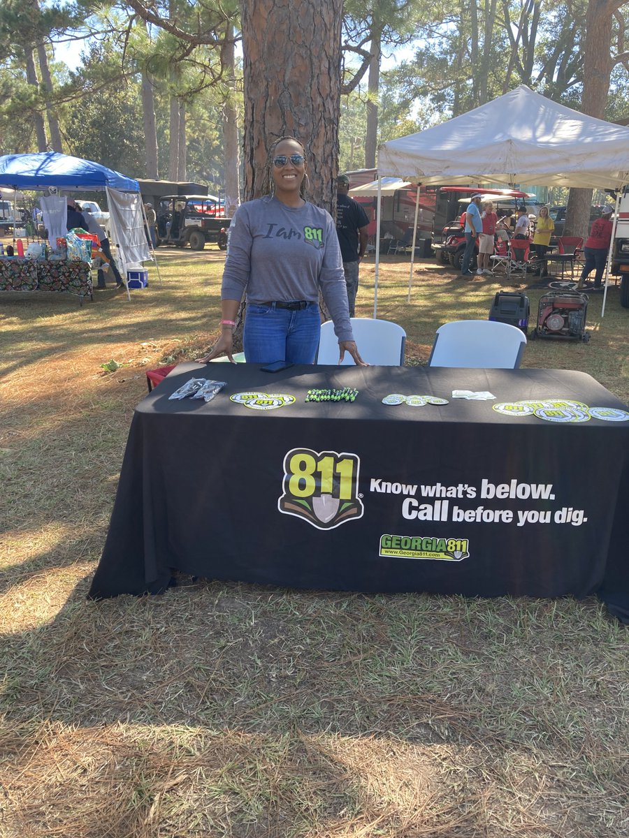 GA811's tweet photo. Georgia 811 liaison, O'tania Jenkins, attended the Rib Showdown sponsored by @ModernGas  this past weekend in Albany, GA.  Yummy food, great vendors (including Georgia 811) and entertainment!  #albanyga #Moderngas #ribshowdown #contact811beforeyoudig https://t.co/Npcj01BIzy