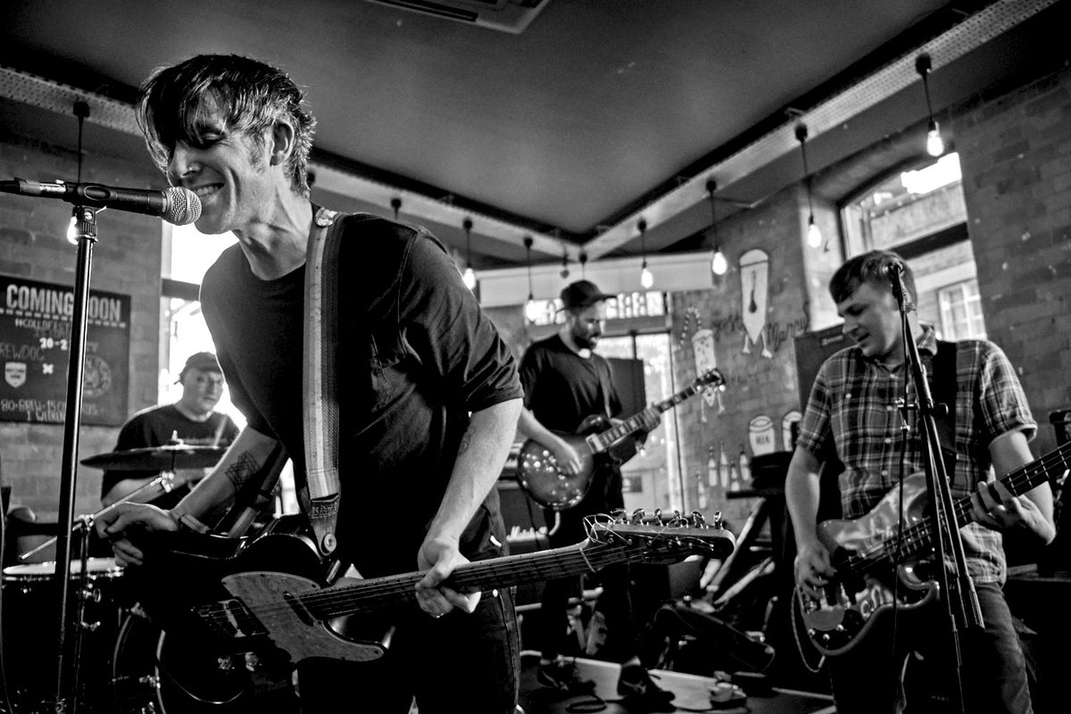 SamaelGore's tweet photo. I realise I very rarely post photos here ( I barely post period, anyway), Sooo...
Some pictures from @_efbas (Every Face Becomes a Skull) during their Gig at @BrewDogNotts during @HockleyHustle last Sunday.
#livemusic #blackandwhitephotography #hockleyhustle https://t.co/ap3X1rjymU