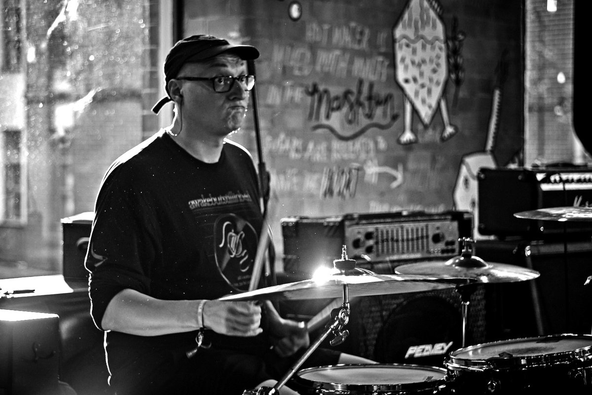 SamaelGore's tweet photo. I realise I very rarely post photos here ( I barely post period, anyway), Sooo...
Some pictures from @_efbas (Every Face Becomes a Skull) during their Gig at @BrewDogNotts during @HockleyHustle last Sunday.
#livemusic #blackandwhitephotography #hockleyhustle https://t.co/ap3X1rjymU