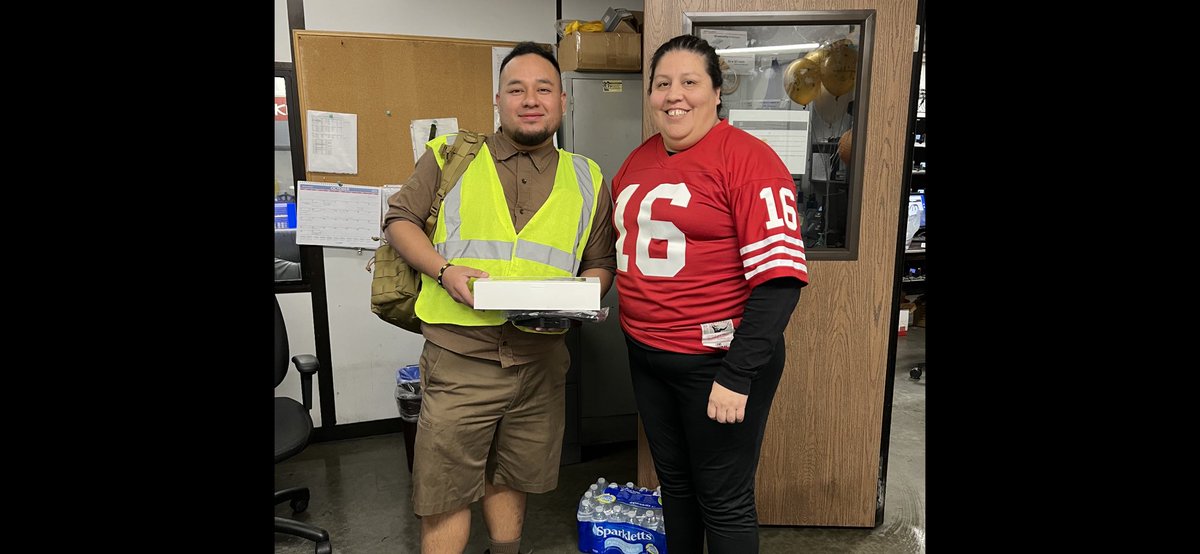 San Fernando (@sfecafeedersfty) on Twitter photo IT’s recognition Friday in San Fernando Feeder. Marvin Diaz is out of Van Nuys with a positive attitude and always a smile on his face😎Enjoy to goodies my friend and thank you for what you do everyday👍🏼<a href="/butcheredbettie/">Bettie J</a> @Henry_J_UPSER <a href="/ArturoM82410239/">Arturo Martinez</a> <a href="/divine2wincom/">Trina Norman</a> IT’s recognition Friday in San Fernando Feeder. Marvin Diaz is out of Van Nuys with a positive attitude and always a smile on his face😎Enjoy to goodies my friend and thank you for what you do everyday👍🏼<a href="/butcheredbettie/">Bettie J</a> @Henry_J_UPSER <a href="/ArturoM82410239/">Arturo Martinez</a> <a href="/divine2wincom/">Trina Norman</a>