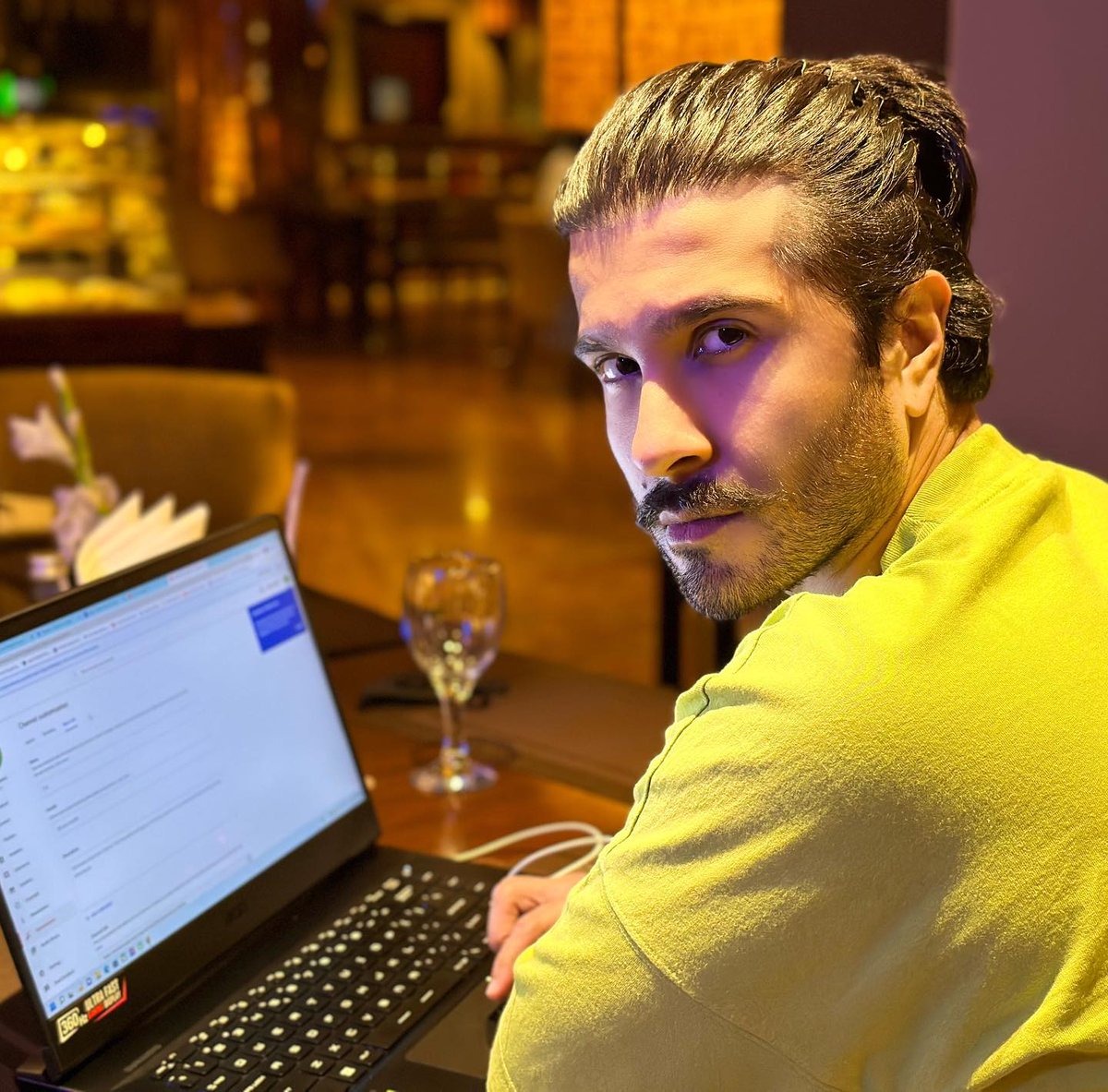 The whole drama industry turned against him and look how confident Feroze Khan is because he knows who's lying. Superstar for a reason. Inspiration of millions 🖤

#FerozeKhan 
<a href="/ferozekhaan/">Feroze Khan</a>