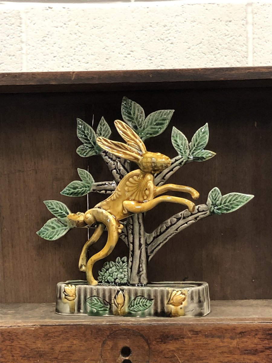 RoseWCeramics's tweet image. “LEAP” made from casts of  mudlarked and discarded ephemera and a sardine tin! Showing at the Oxford Ceramics Fair this weekend. #staffordshireflatbacks #flatbacks #oxford #Oxfordshire #mudlarks #mudlarking #recycle #oxfordceramicsfair #CPA