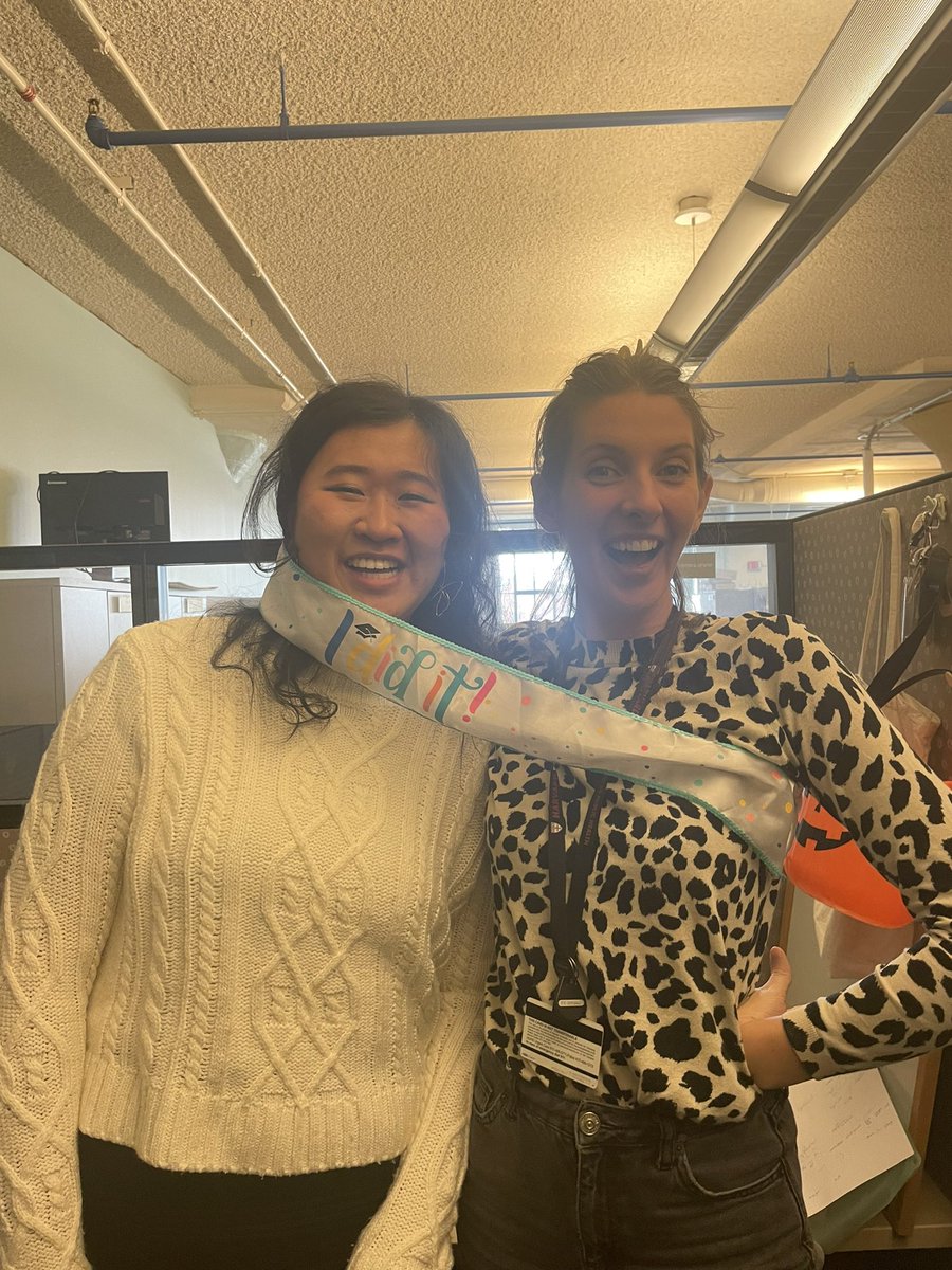 Two mobile health geniuses prepping code for the Harvard Data Symposium next week! So excited to share our results from the NHS3 mhealth substudy!