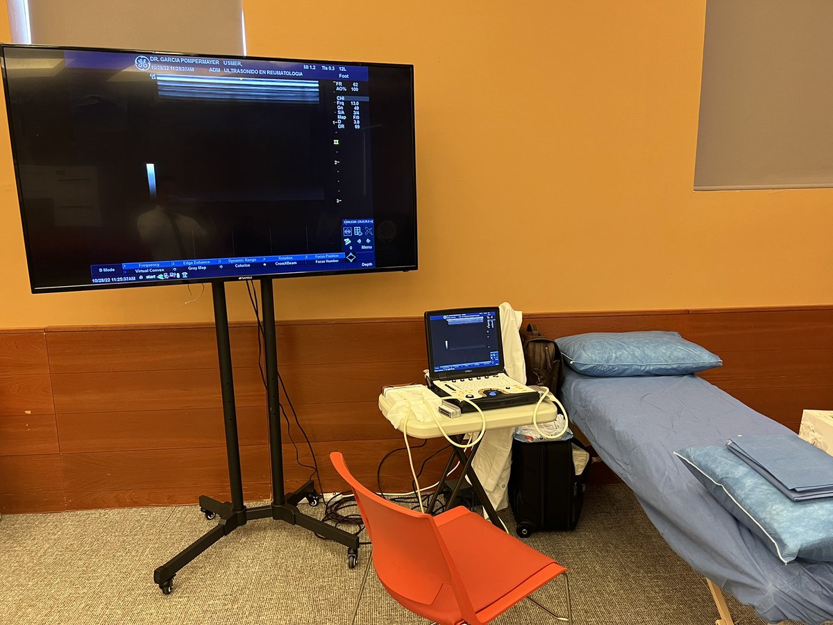 pompermarioMD's tweet photo. Ready to go…. 3,2,1… 💪 🤓 #USMERoficial #POCUS #Rheumatology #RheumaPOCUS #BasicCourse #Day1 https://t.co/QyYV9rwYFV