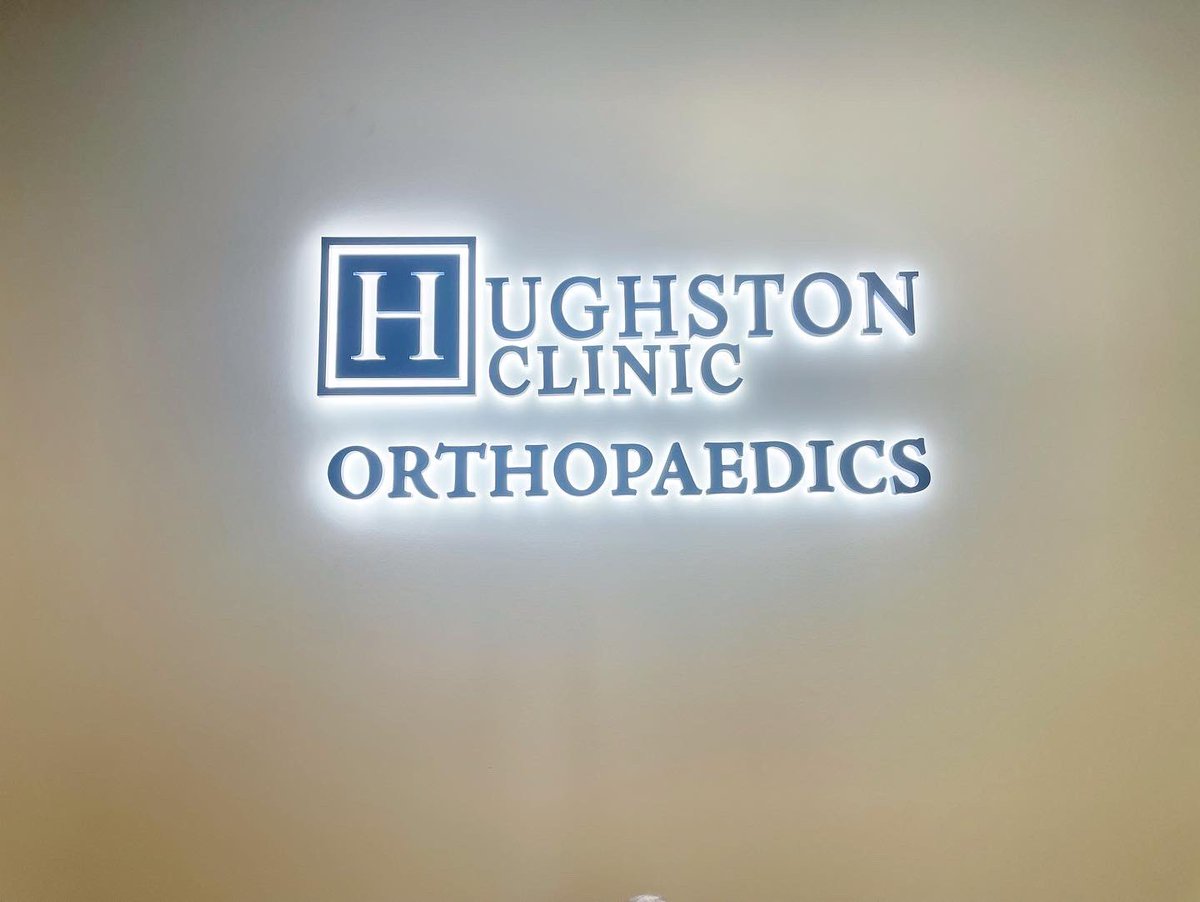 LakeNonaRCC's tweet photo. Ribbon-Cutting Ceremony at Hughston Clinic Orthopaedics!!
#LNRCCribboncutting
#LNRCCprofessionalnetworking
#LNRCC
#LakeNona
#Orlando https://t.co/2PJOFvThuX