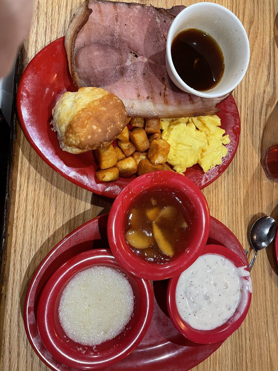 A great breakfast at Applewood Farmhouse Restaurant in Sevierville Tennessee this morning. Best country ham and red eye gravy ever! Headed home.
