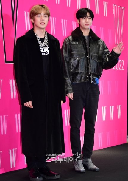 ArchiveChw's tweet photo. Hyungwon &amp; Minhyuk MONSTA X at ‘LOVE YOUR W’ event today  @OfficialMonstaX

#LoveyourW2022 #HYUNGWON https://t.co/L6AGxZMuS0