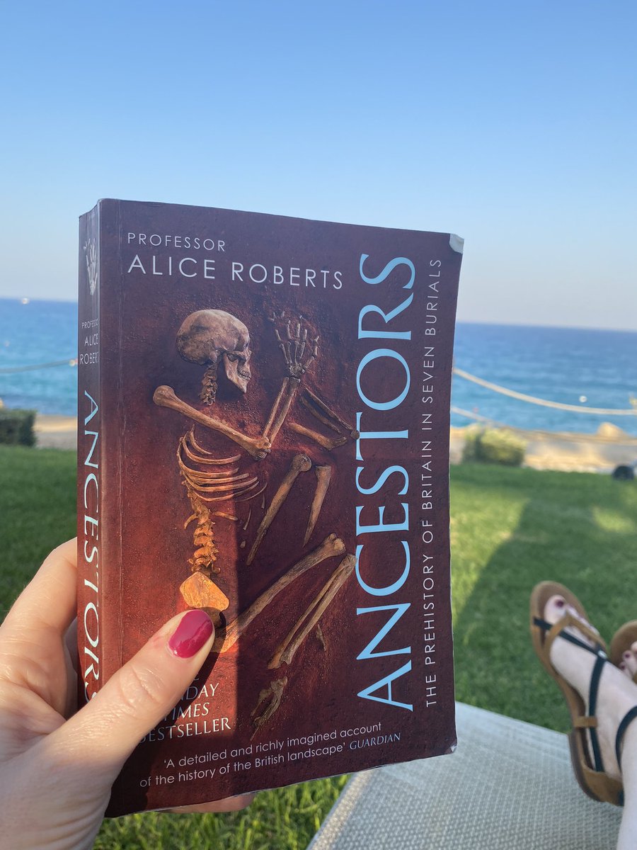 Elena_Mills's tweet photo. Recommended half term  #holidayReading for science geeks especially those who enjoy reading about science outside their own area of scientific expertise! Ancestors by @theAliceRoberts is fascinating and accessible. https://t.co/KTcWMyaBbE