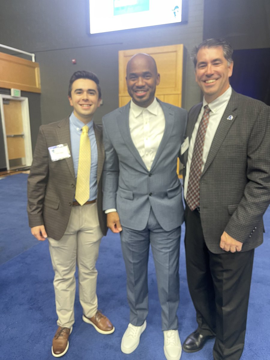 PLCKCUSACK's tweet photo. How it started vs. How it’s going!  Counting down to 22-23 tip-off! @SetonHallMBB @SetonHall @CoachSha10 @chriscusack39 #HALLin #legacy #setonhall https://t.co/sHcc8YIOvJ