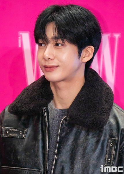 ArchiveChw's tweet photo. Hyungwon &amp; Minhyuk MONSTA X at ‘LOVE YOUR W’ event today  @OfficialMonstaX

#LoveyourW2022 #HYUNGWON https://t.co/cpewDbHBo1