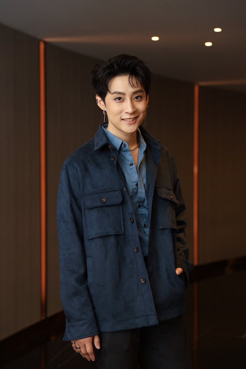 นักแสดงพร้อม! ทีมหน้างานพร้อม! ทีมหน้าจอพร้อม🔥
คืนนี้ 20.30 น. มาร่วมดู คาธ ตอนสุดท้าย #TheEclipseSeriesFinalEP พร้อมสร้างปรากฏการณ์ “คาธ” ไปด้วยกัน! 
#GMMTV