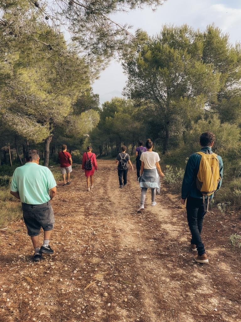 phcastellon's tweet photo. El grupo de Centro de día de Vinarós ha salido para fomentar la cohesión, y conocer el entorno. 

Así foembtamos un ocio saludable, y nos conocemos fuera del Centro. 

#ociosaludable #vinaròs #centrodedía https://t.co/yFrH93lyfB