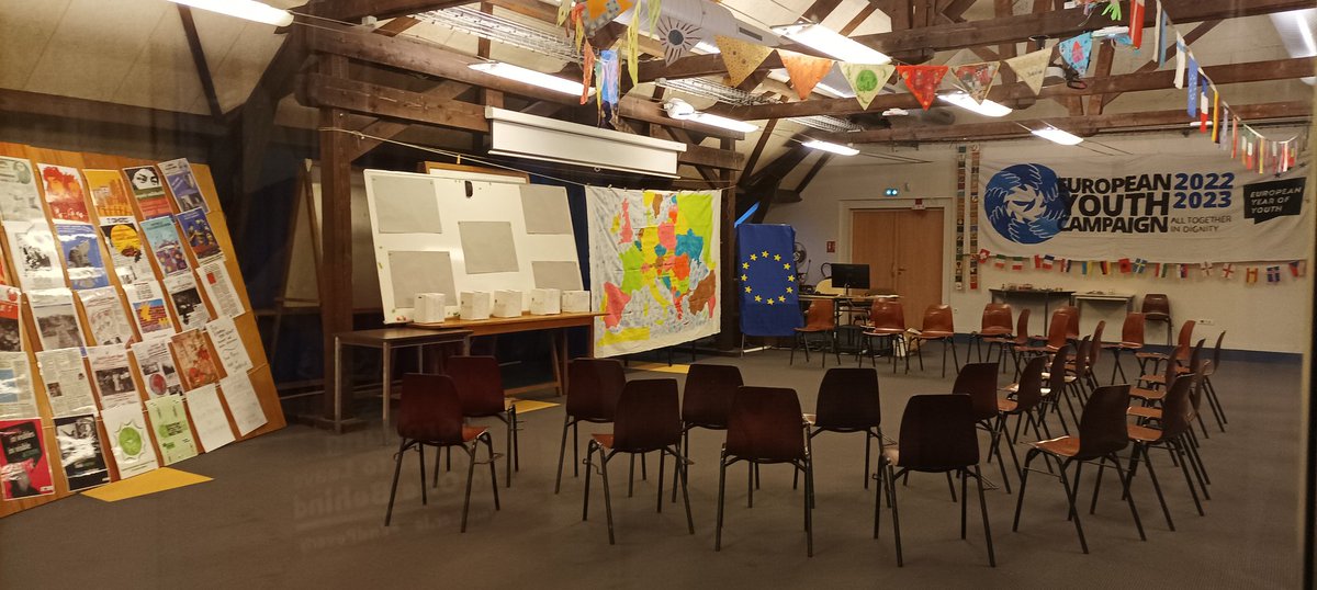AtdYouth's tweet photo. As the #LevelUp2022 event starts in #Brussels, #ATDYouth will gather in France to prepare the next steps of the @ATD4thWorld EU Youth Campaign. @EuropeanYouthEU @Europarl_EYE @UNYouthEnvoy @UN4Youth @Youth_Forum
#LeaveNoYouthBehind #EYY2022 #EuropeanYearOfYouth
#VoiceYourVision https://t.co/iD9Aev30o1