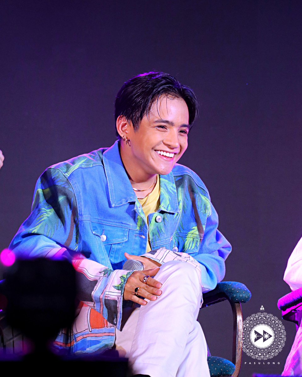 Official_ALAMAT's tweet photo. [ALAMAT] Photo series 
102722 PASULONG SHOWCASE 

Styled by @BettinaBanez 

Stream our first mini album ‘PASULONG’ out now on all major streaming platforms! 

#ALAMATPasulong https://t.co/XmrlLWmhwv