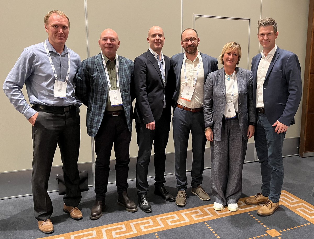 Eivind Inderhaug (@drinderhaug) on Twitter photo The Norwegian Arthroscopic Association Annual Symposium «Treatment of Focal Cartilage Injuries in the Knee» was well received. Thank you Elizaveta Kon!@ortopedi_no @CartilageRepair <a href="/STAR_bergen/">STAR</a> <a href="/thbirkenes/">Thomas Birkenes</a> <a href="/randsborg/">Per-Henrik Randsborg</a> <a href="/Bruskskade/">Norwegian Cartilage</a> <a href="/ForskningHDS/">Forskning på Haraldsplass</a> The Norwegian Arthroscopic Association Annual Symposium «Treatment of Focal Cartilage Injuries in the Knee» was well received. Thank you Elizaveta Kon!@ortopedi_no @CartilageRepair <a href="/STAR_bergen/">STAR</a> <a href="/thbirkenes/">Thomas Birkenes</a> <a href="/randsborg/">Per-Henrik Randsborg</a> <a href="/Bruskskade/">Norwegian Cartilage</a> <a href="/ForskningHDS/">Forskning på Haraldsplass</a>