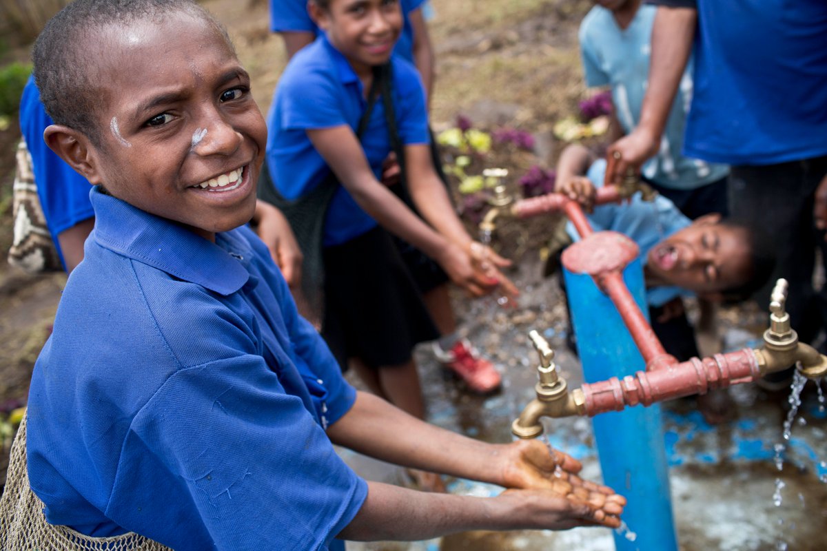 UNICEFwater's tweet photo. Did you know?🤔

29% of schools🏫 still lack basic drinking water services, impacting 546 million schoolchildren. 

Find out more here: 🔗 https://t.co/ZHOVOjIBYy https://t.co/gzsgfwxlEg