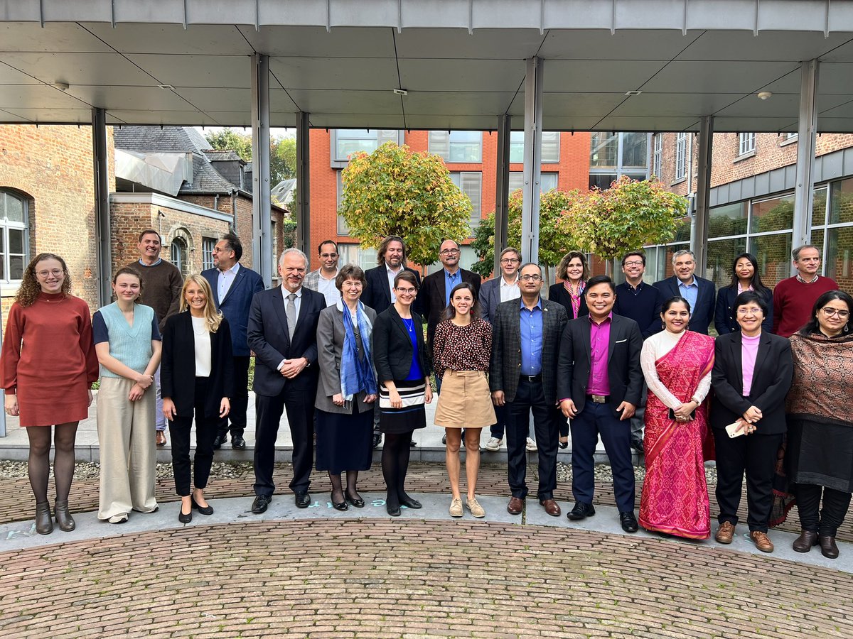 Distinguished participants at the ACC meeting of @UNFSS1 at @KU_Leuven discussing & planing for actions to promote #voluntarysustainabilitystandards and #socialduediligence. There are many things to do. With support from @IDOS_research @UNCTADTrade @UNIDO @FAO @ITC_sustainable