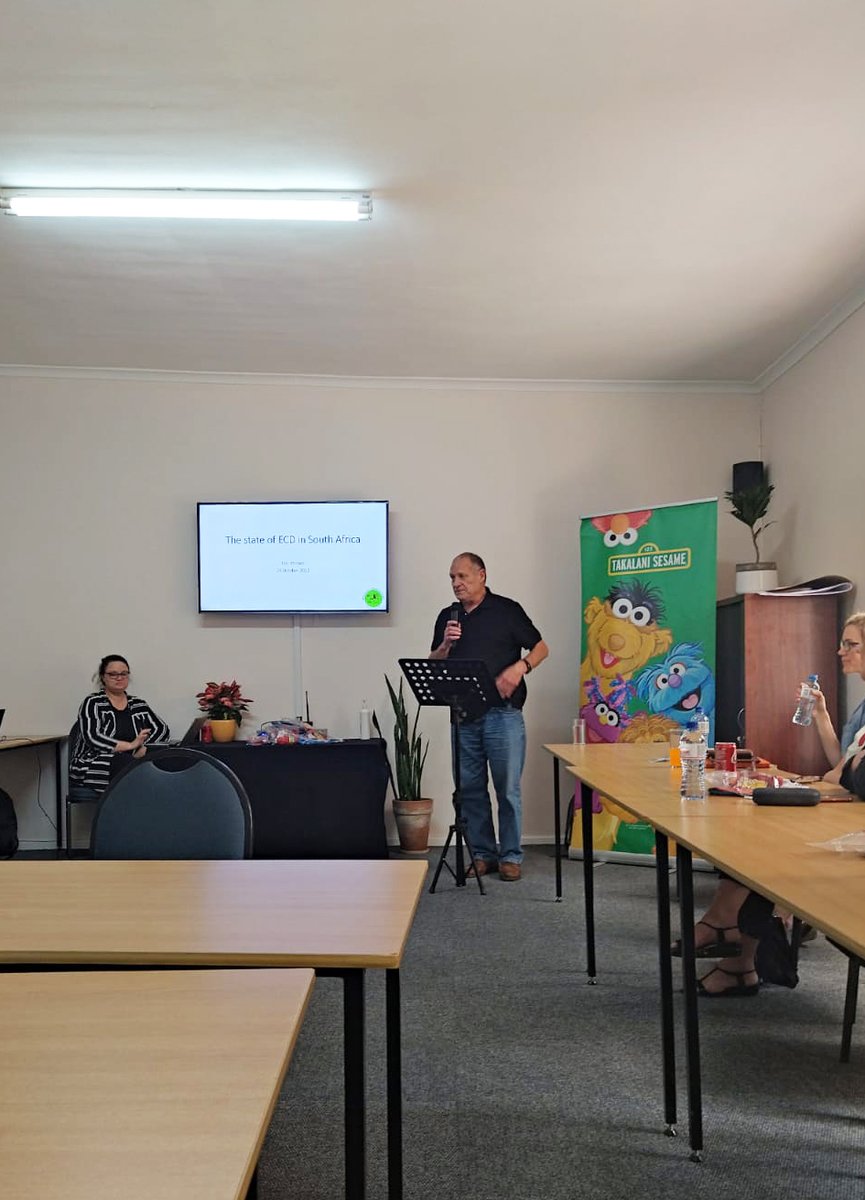 CECD_online's tweet photo. We are happy to be hosting @takalanisesame for a great workshop today! Our Director, Prof Eric Atmore, is presenting on the current state of the ECD sector in South Africa. #ECD #SesameStreet #ElmoForever https://t.co/xuzvJMS1Sf