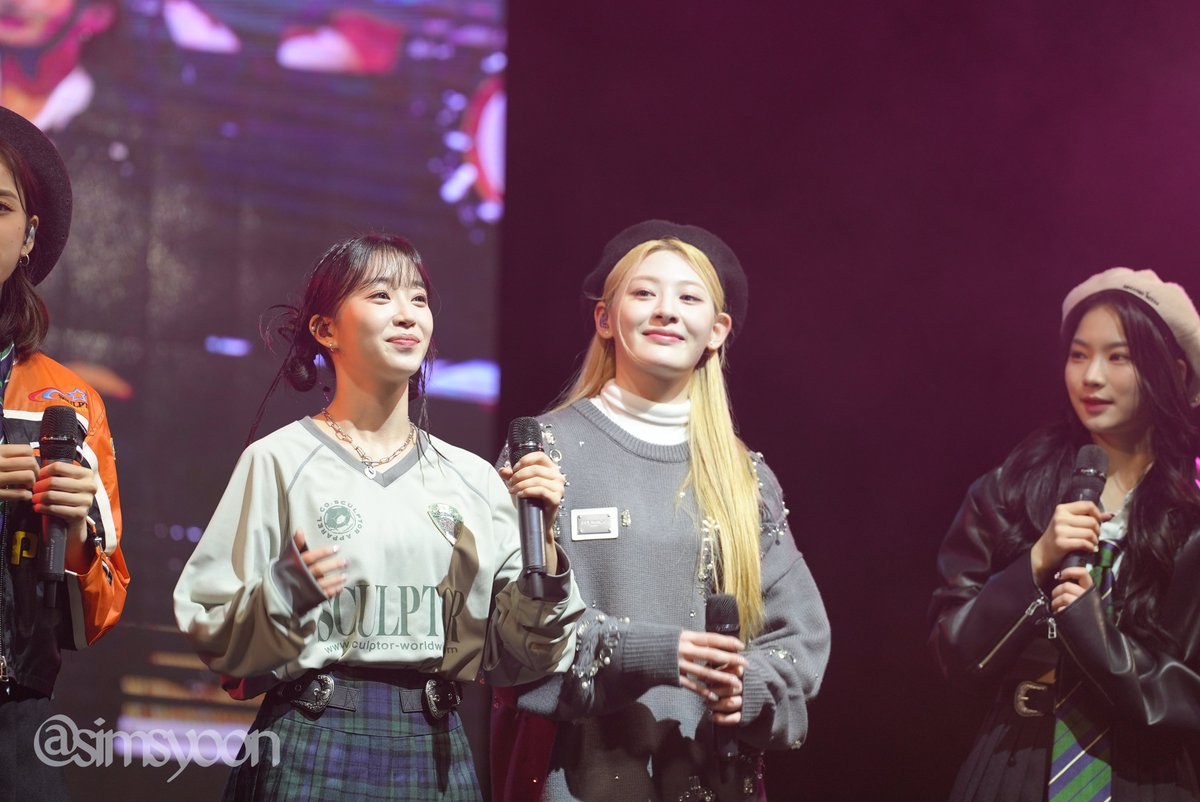 simsyoon's tweet photo. 221028 충남대 스테이씨 https://t.co/d6y8TWspzv
