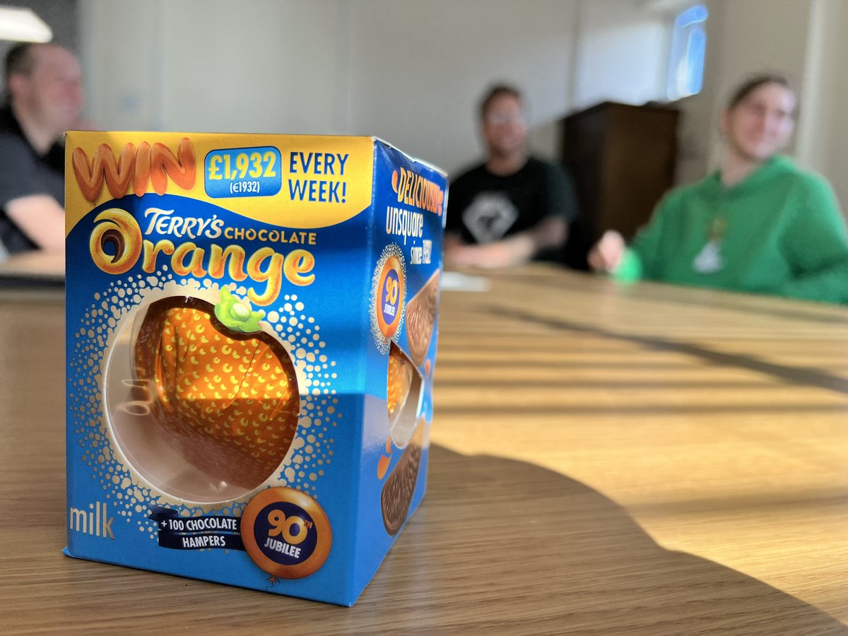 Our team at HQ undertook an IAG (Information and Guidance) session today, discussing British Values and, as pictured, there was a special prize at stake for everyone 👀

The values discussed were democracy, mutual respect and tolerance, individual liberty, and rule of law 🙏🏼