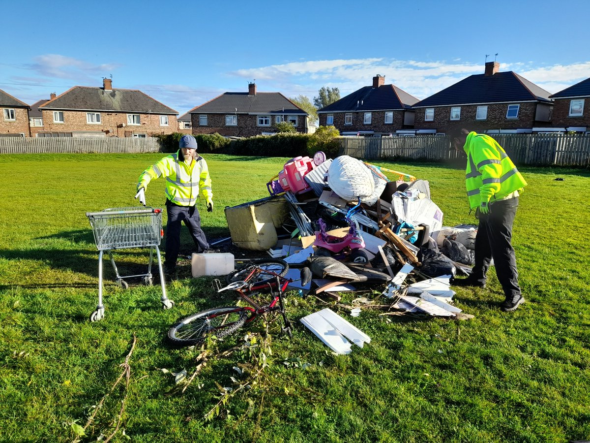 NTCouncilTeam's tweet photo. Our environmental team have already started clearing areas where unauthorised bonfires have been reported.

Unauthorised bonfires are dangerous and can cause life changing injuries.

Don't put yourself at risk... Attend an organised display. https://t.co/le8Plc3WpK