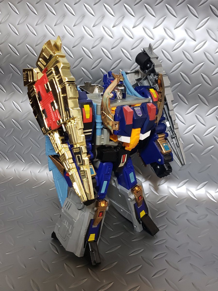 マキシマ tweet media