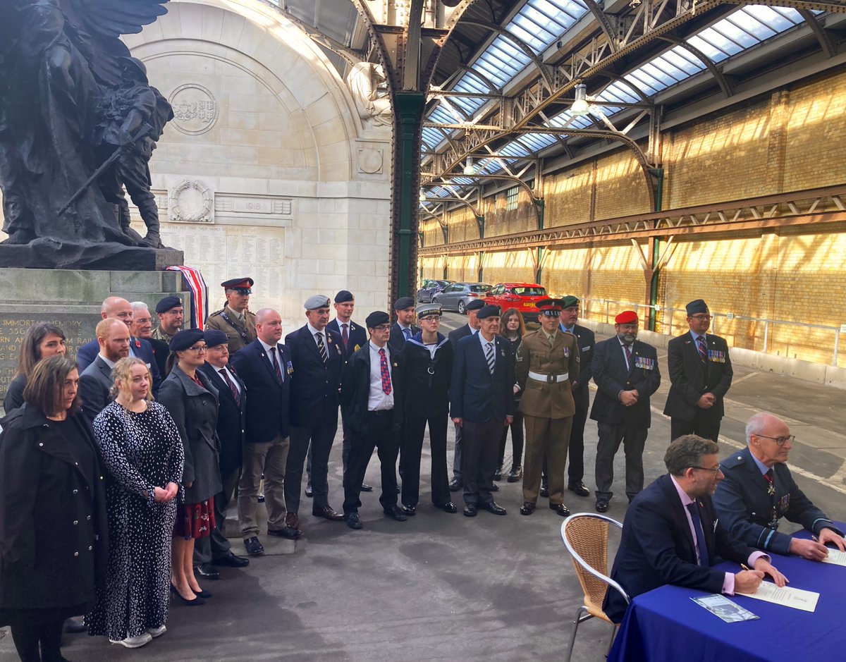 Paul Prentice (@paulbyrail) on Twitter photo Re-dedication of the memorial erected exactly 100 years ago to the 556 men of the South Eastern and Chatham Railway and the 626 men of the Southern Railway who gave their lives in the two world wars. Today also marks the launch of the <a href="/Se_Railway/">Southeastern</a> Veterans’ Network. Re-dedication of the memorial erected exactly 100 years ago to the 556 men of the South Eastern and Chatham Railway and the 626 men of the Southern Railway who gave their lives in the two world wars. Today also marks the launch of the <a href="/Se_Railway/">Southeastern</a> Veterans’ Network.